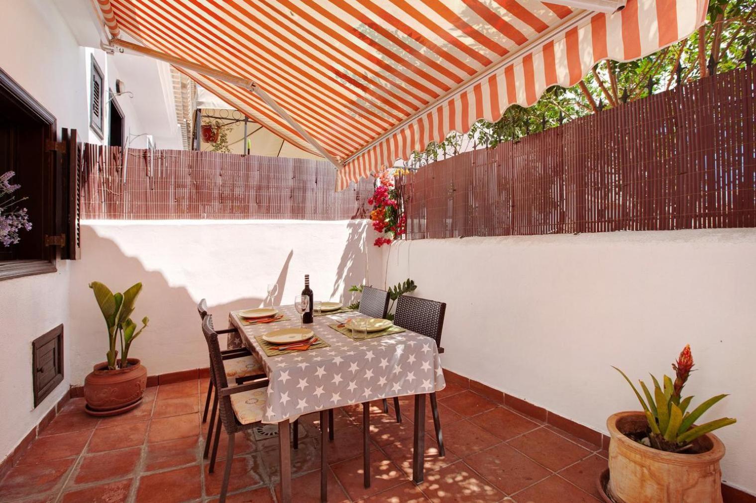 Remarkable 2-Bed House In Chayofa With Pool Esterno foto